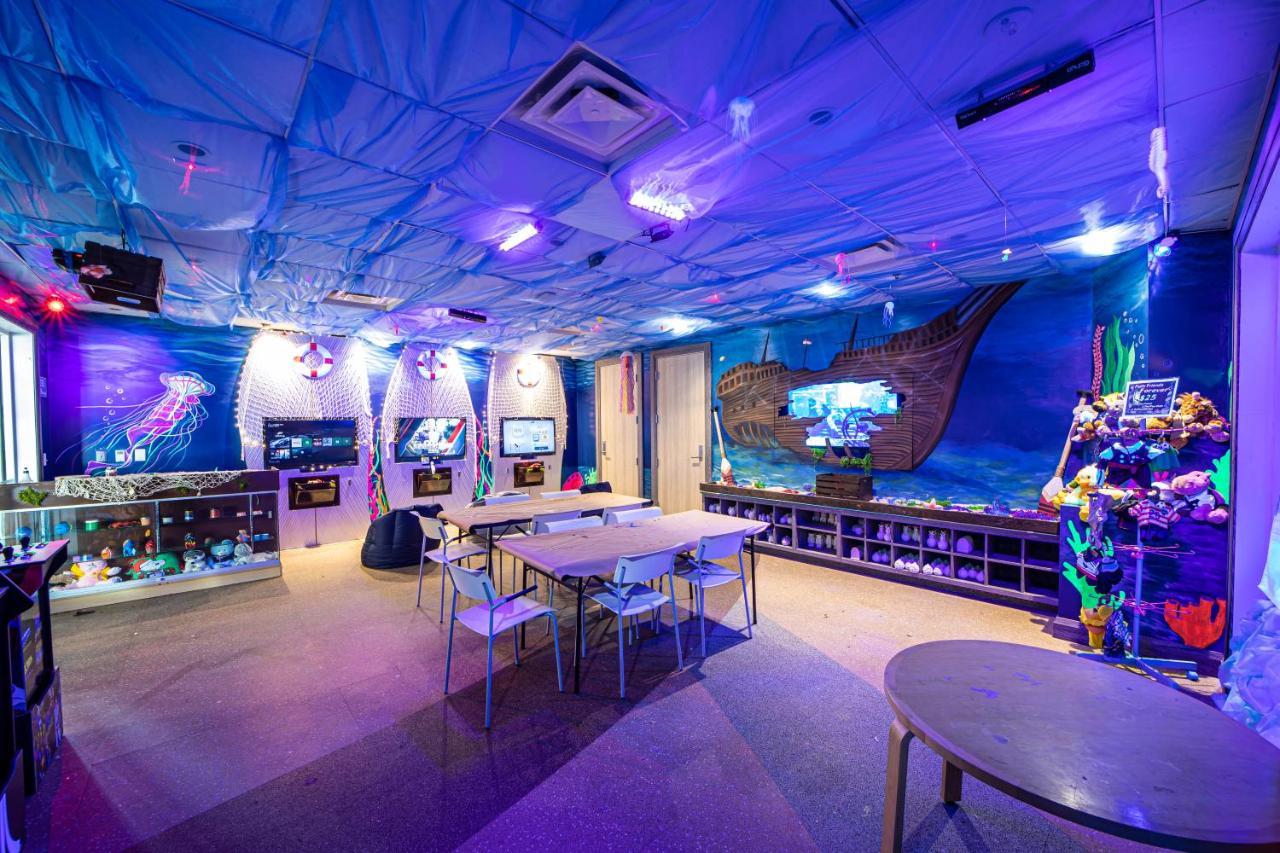 Brilliant Home Near Disney World With Foosball Table By Rentyl - 7707B Orlando Kültér fotó