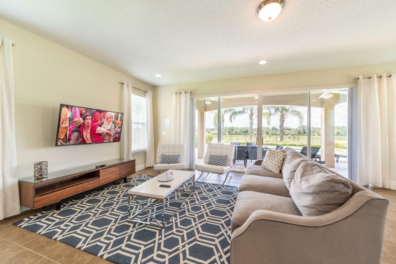 Brilliant Home Near Disney World With Foosball Table By Rentyl - 7707B Orlando Kültér fotó